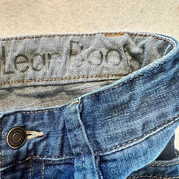 Calvin Klein Jeans Lean Boot Women's 28/6 Blue 5-Pocket Low Rise Medium Wash - Picture 13 of 15